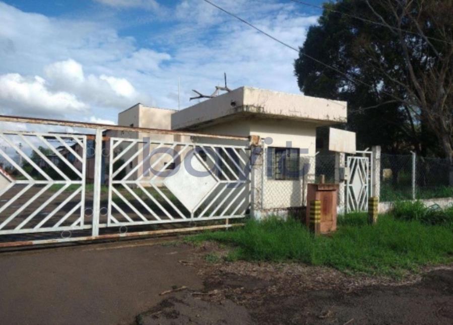 Imóvel comercial em leilão em Glicerio