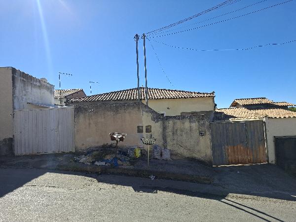 Casa em leilão em Esmeraldas