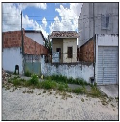 Casa em leilão em Alagoinhas