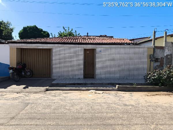 Casa em leilão em Acu