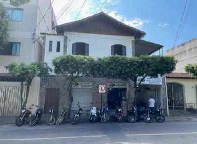 Casa em leilão em Alegre