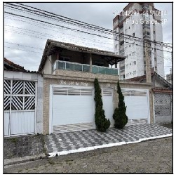 Casa em leilão em Praia Grande