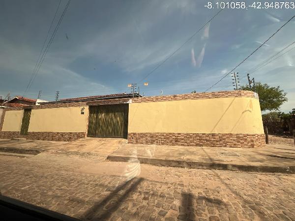 Casa em leilão em Canto Do Buriti