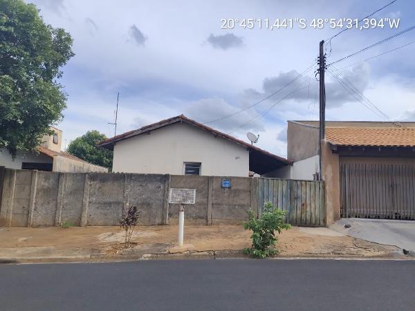Casa em leilão em Olimpia