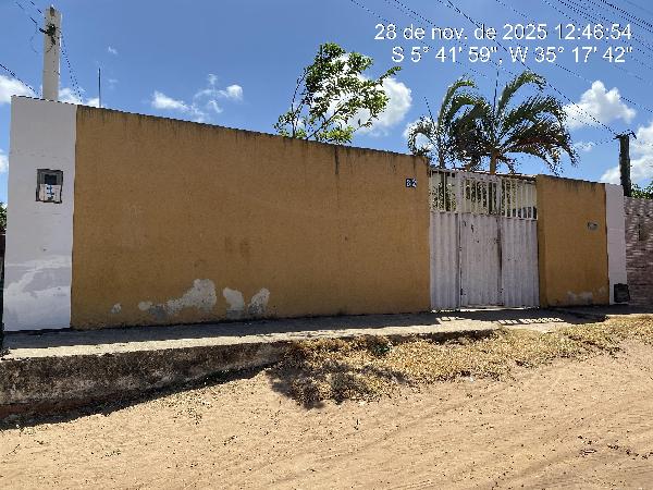 Casa em leilão em Extremoz