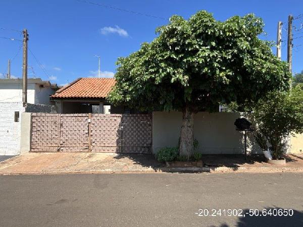 Casa em leilão em Urania