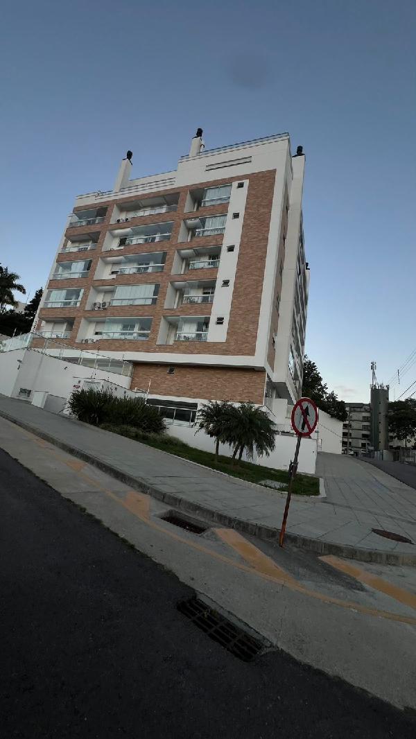 Apartamento em leilão em Florianopolis