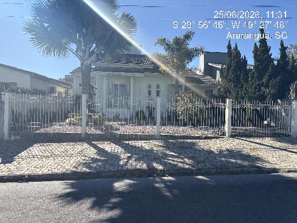 Casa em leilão em Ararangua