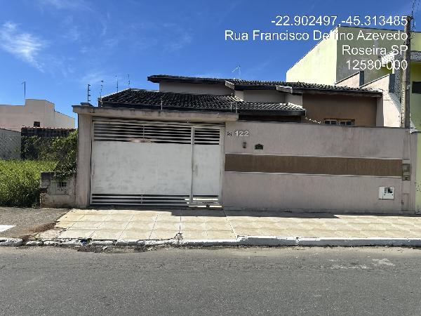 Casa em leilão em Roseira