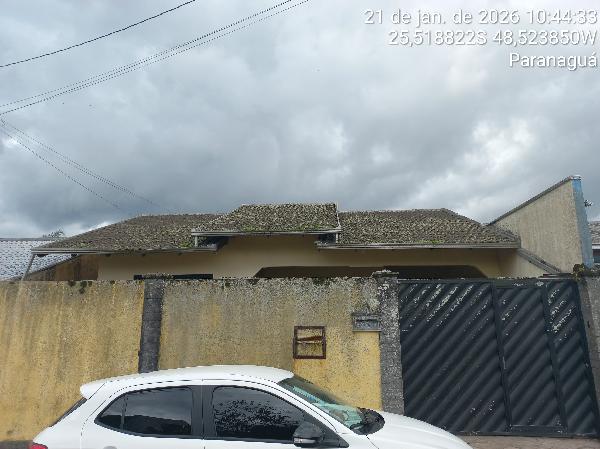 Casa em leilão em Paranagua