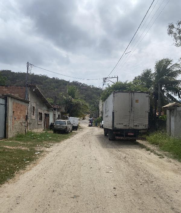 Casa em leilão em Marica