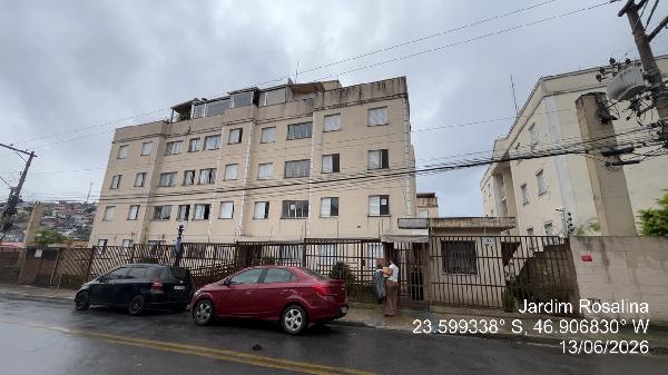 Apartamento em leilão em Cotia