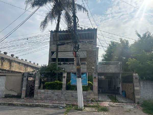 Casa em leilão em Duque De Caxias