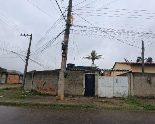Casa em leilão em Queimados