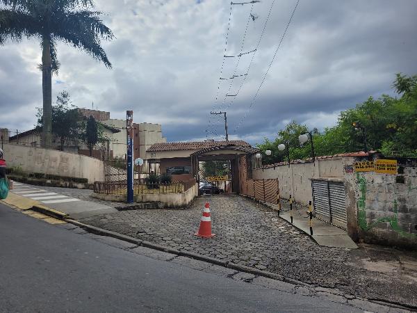 Apartamento em leilão em Ferraz De Vasconcelos