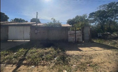 Casa em leilão em Santo Antonio Do Descoberto