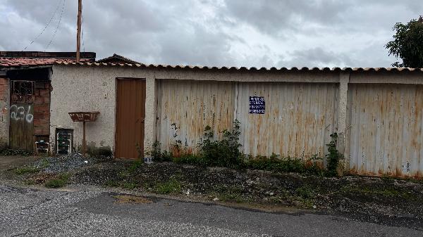 Casa em leilão em Esmeraldas