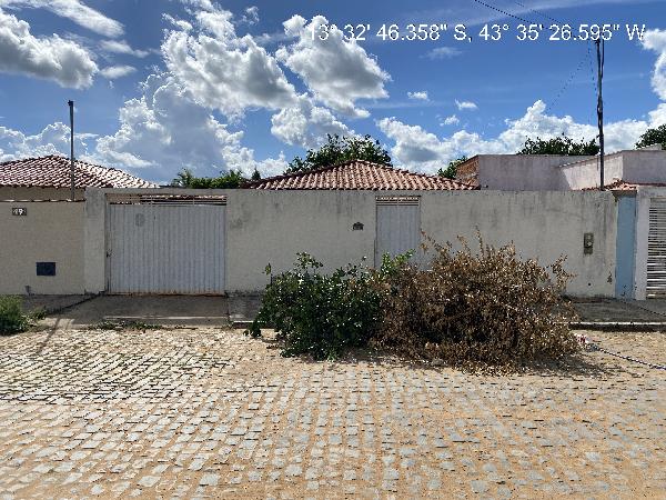 Casa em leilão em Serra Do Ramalho