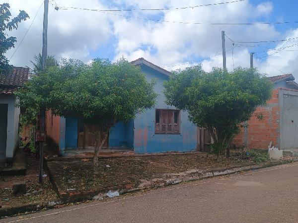 Casa em leilão em Aurora Do Para