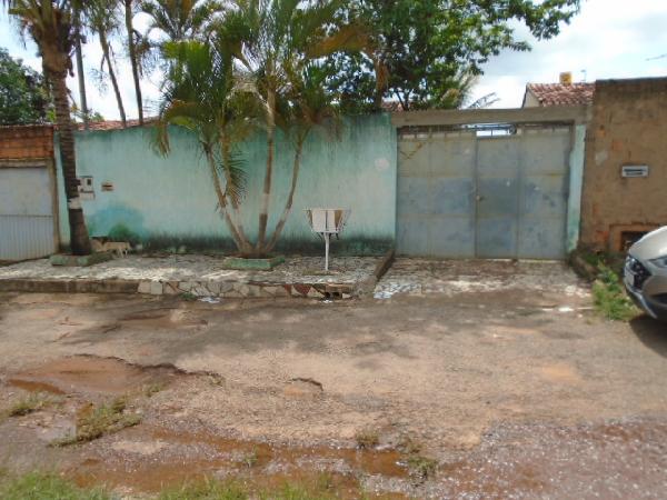 Casa em leilão em Santo Antonio Do Descoberto