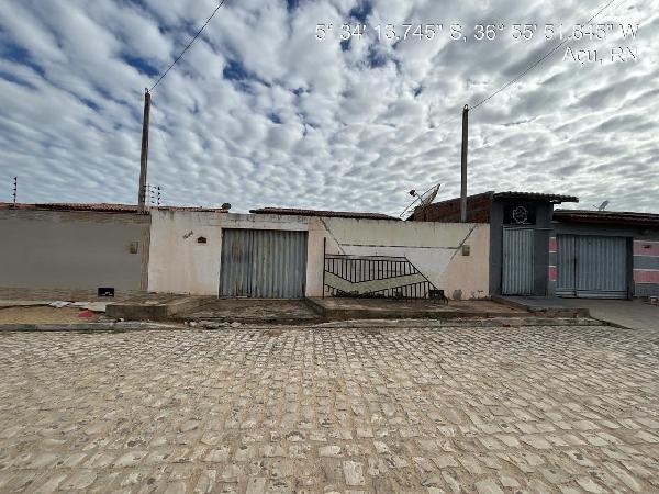 Casa em leilão em Acu