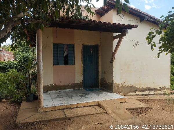 Casa em leilão em Elesbao Veloso