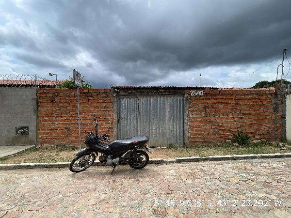 Casa em leilão em Floriano