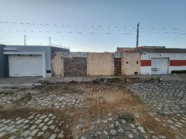 Casa em leilão em Acu