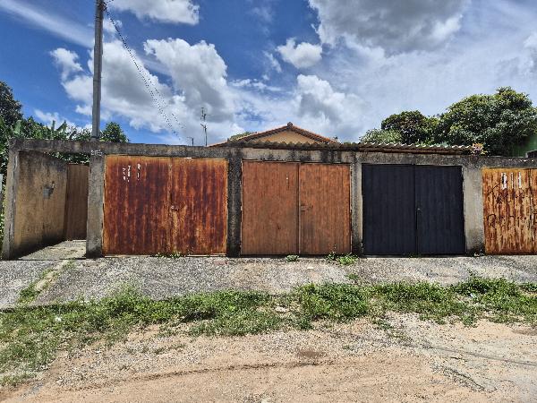Casa em leilão em Esmeraldas