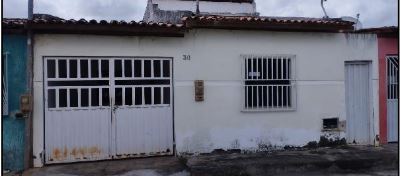 Casa em leilão em Itapetinga