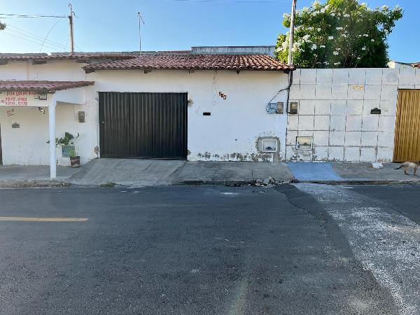 Casa em leilão em Horizonte