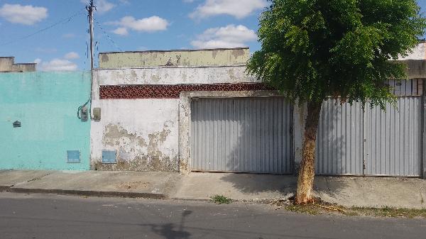 Casa em leilão em Horizonte
