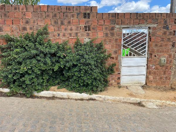 Casa em leilão em Cha De Alegria
