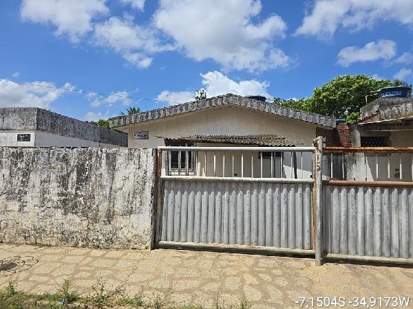 Casa em leilão em Bayeux