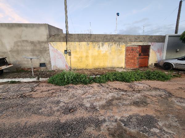 Casa em leilão em Acu