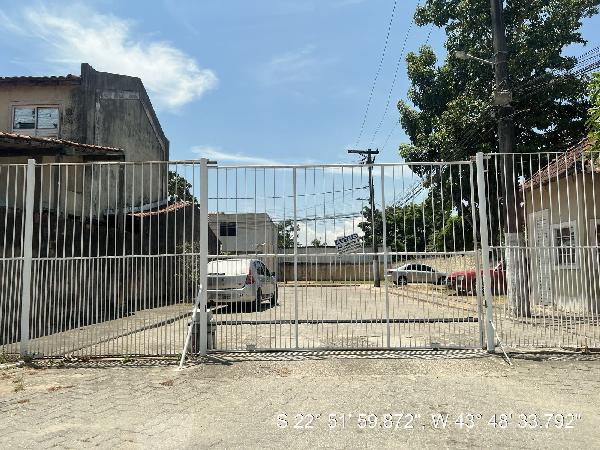 Casa em leilão em Itaguai
