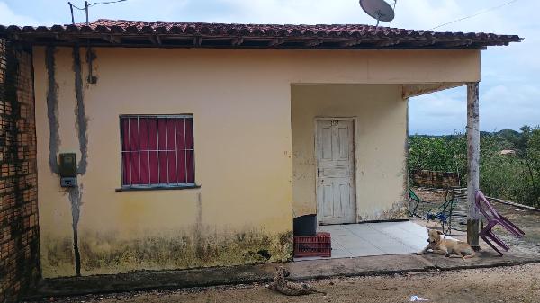 Casa em leilão em Santa Luzia Do Parua