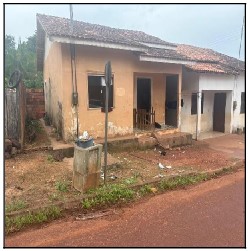 Casa em leilão em Mae Do Rio