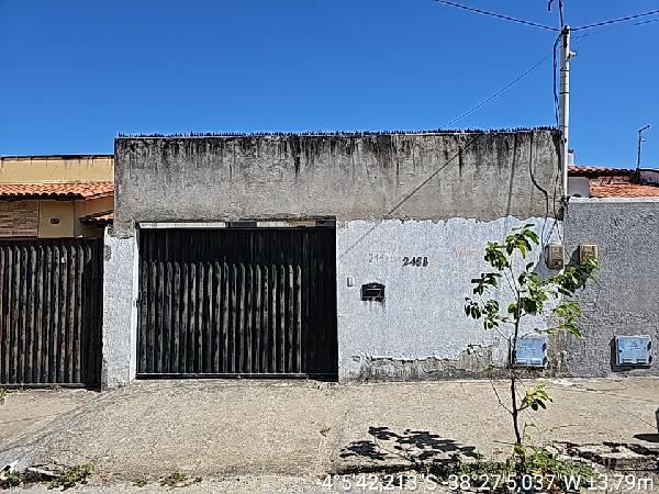 Casa em leilão em Horizonte