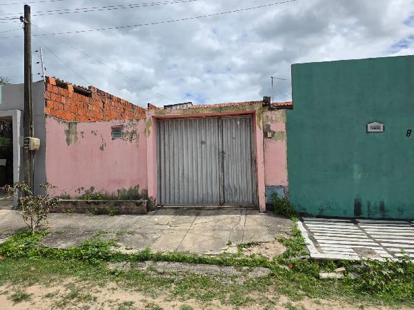 Casa em leilão em Itaitinga
