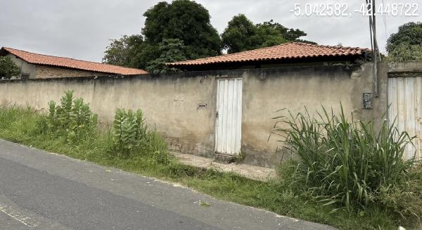 Casa em leilão em Altos