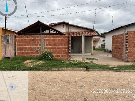 Casa em leilão em Demerval Lobao