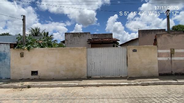 Casa em leilão em Extremoz