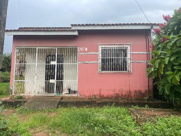 Casa em leilão em Mae Do Rio