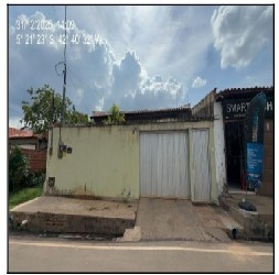 Casa em leilão em Demerval Lobao