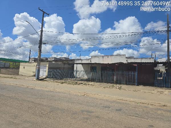Casa em leilão em Camutanga