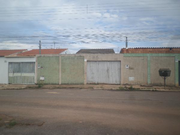 Casa em leilão em Santo Antonio Do Descoberto