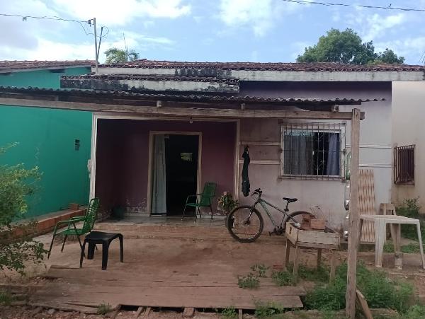 Casa em leilão em Mae Do Rio