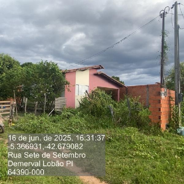 Casa em leilão em Demerval Lobao