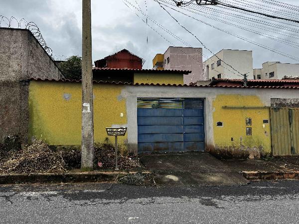 Casa em leilão em Esmeraldas